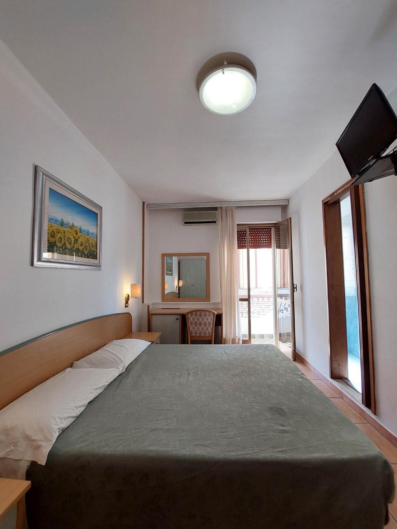 Hotel Nettuno Roseto Degli Abruzzi Exterior foto